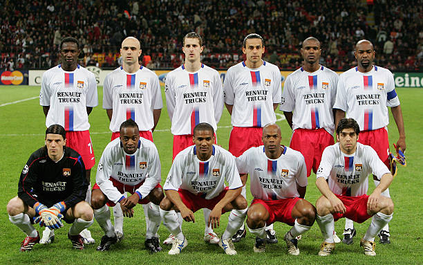 阿斯：皇马关注瓦伦西亚19岁后卫雅雷克，国米等队也有意球员