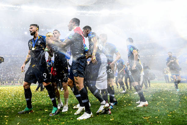 级联赛的荣 级联赛的荣