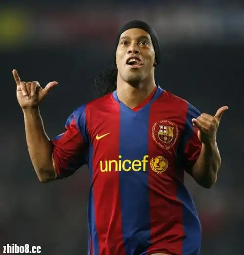 在赛后的发 在赛后的发